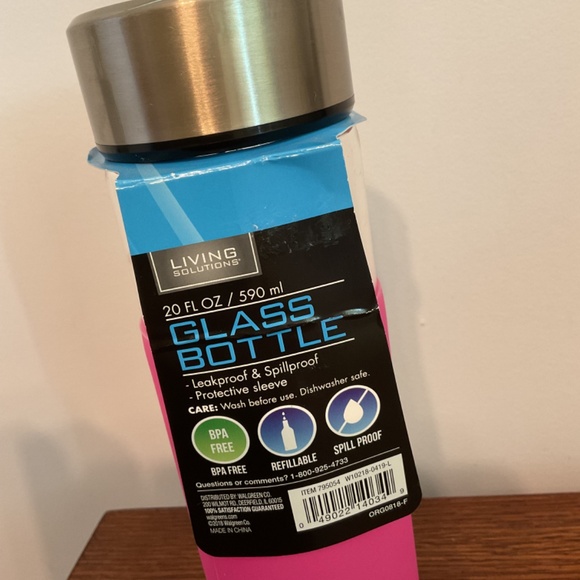 LIVING SOLUTIONS SPILLPROOF GLASS BOTTLE 20 oz PINK BRAND NEW - Picture 2 of 3